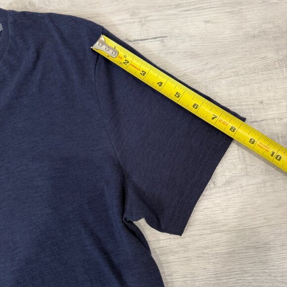 Banana Republic Size M Basic Navy Blue V-Neck T Shirt Vintage Style - Picture 11 of 14
